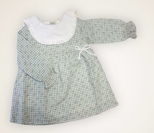 Vestido verde cerezas cuello