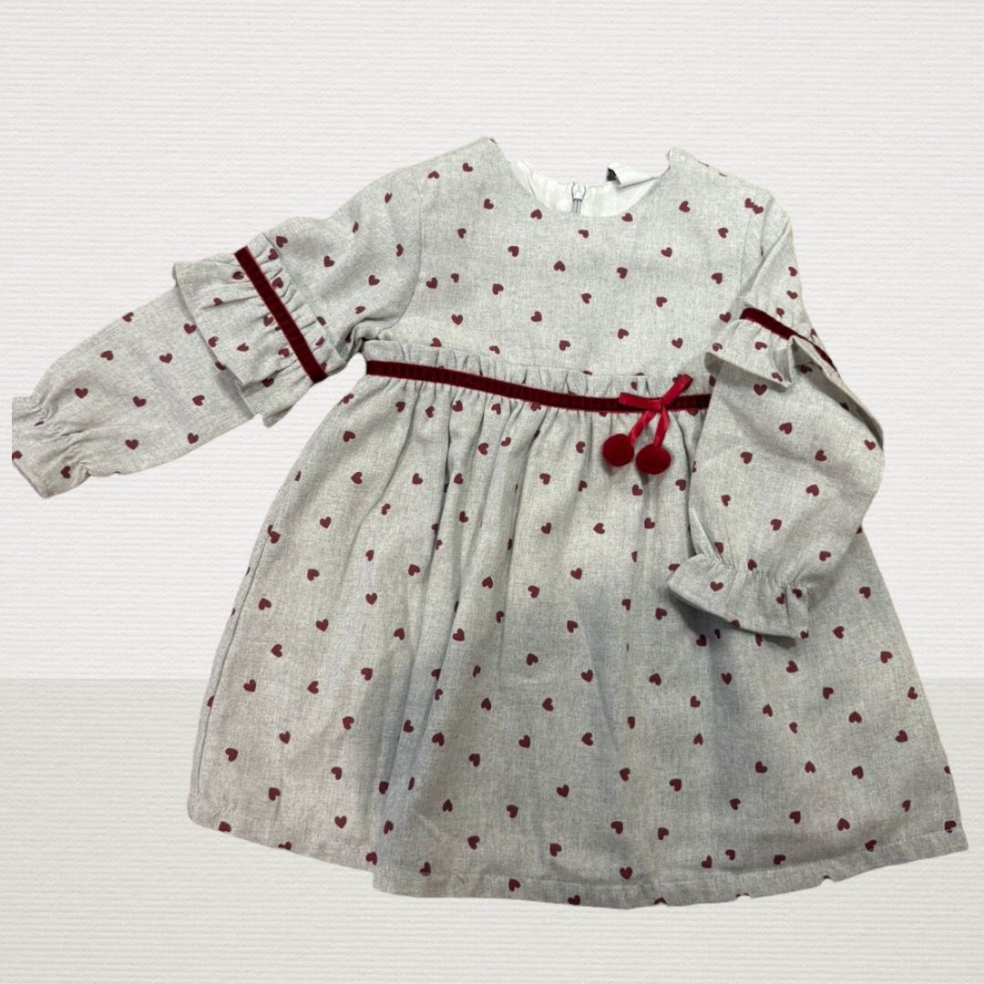 Vestido gris corazon