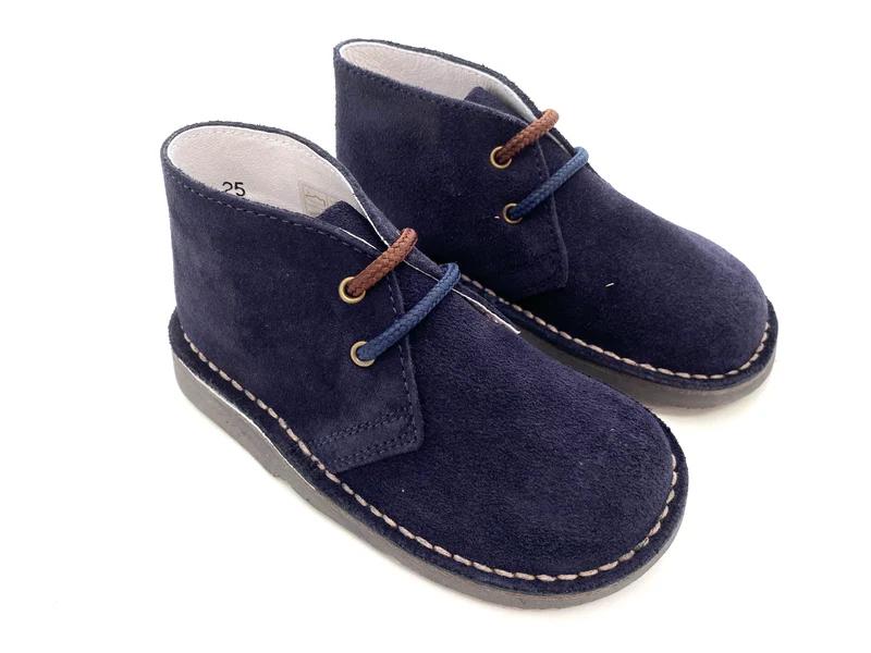 BOTA AGUJETA AZUL MARINO