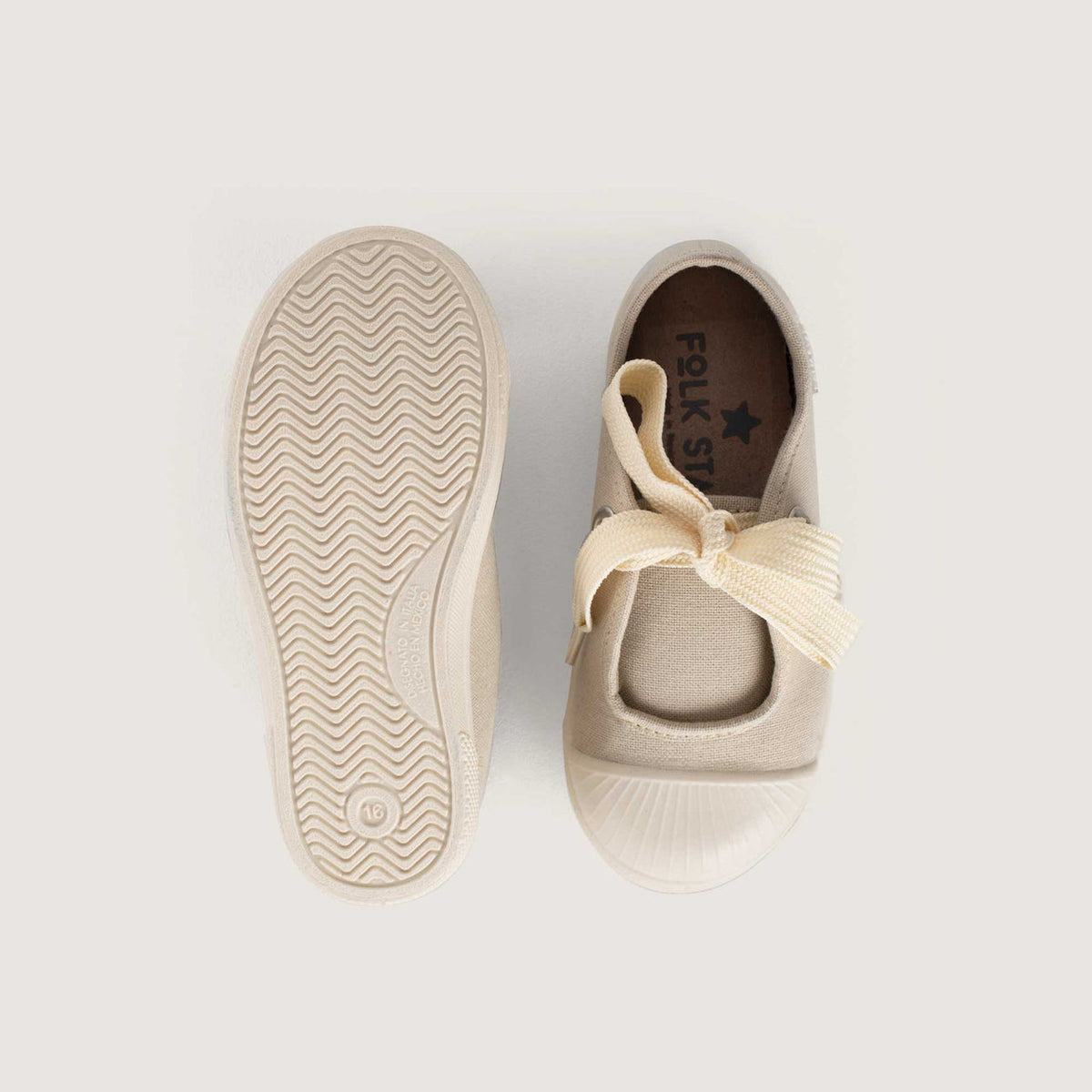 TENIS AGUJETA BEIGE